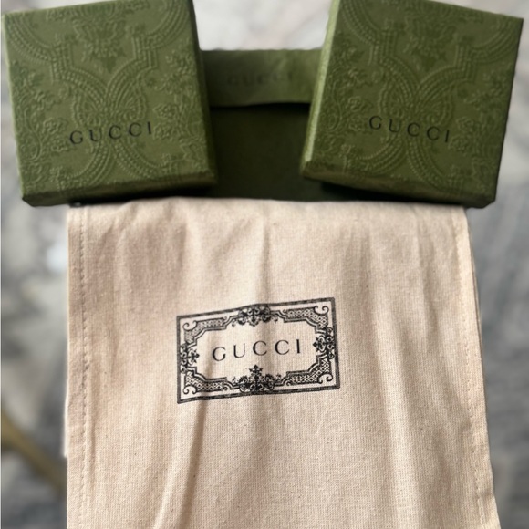 Gucci Rings - Picture 2 of 14